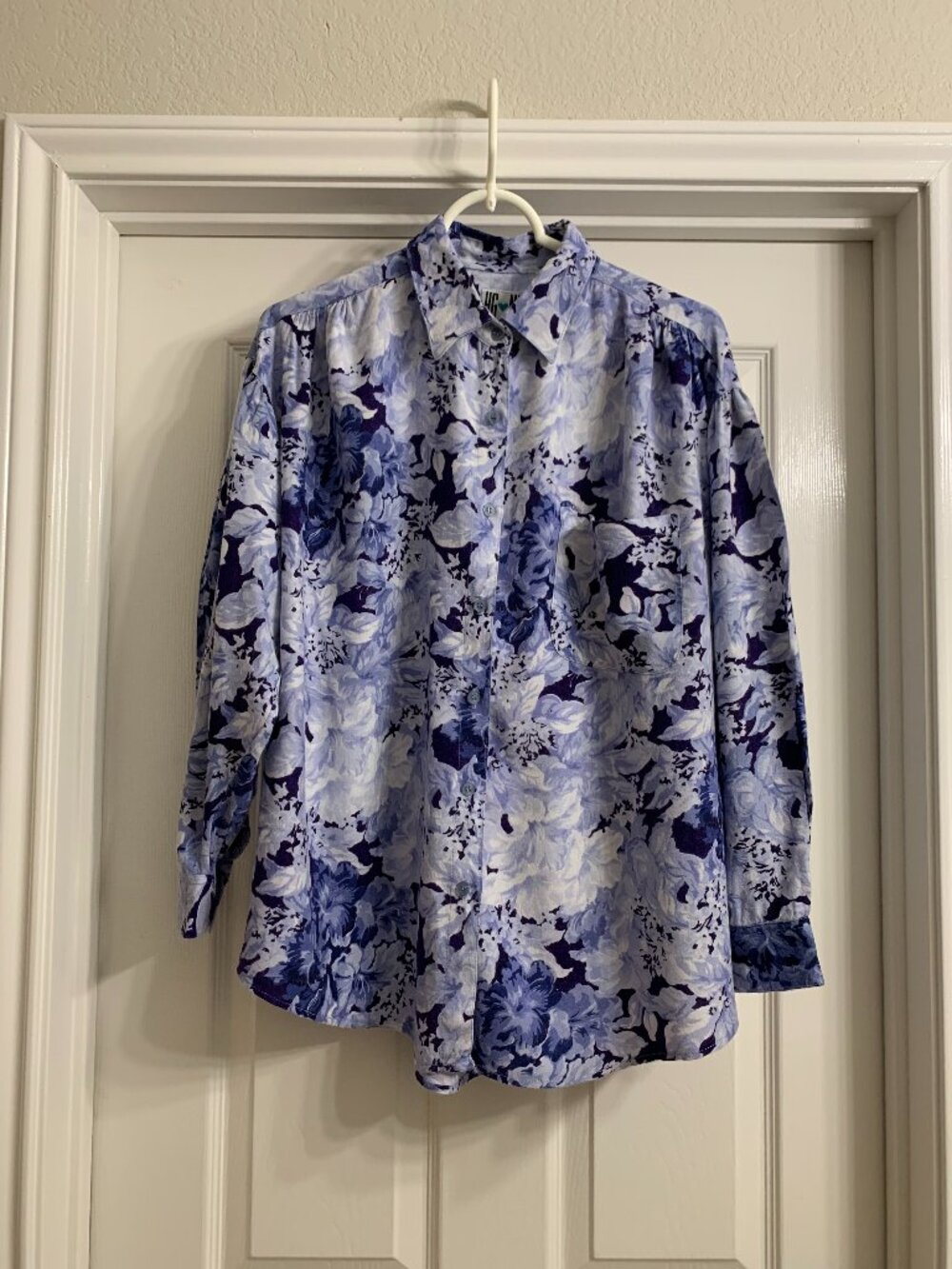 HG NY Brand Women's Vintage Blue Floral Blouse, Size Large